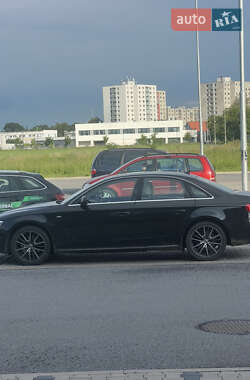 Седан Audi A4 2015 в Ивано-Франковске