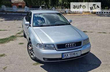 Седан Audi A4 1999 в Новоархангельске