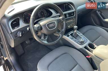 Седан Audi A4 2012 в 