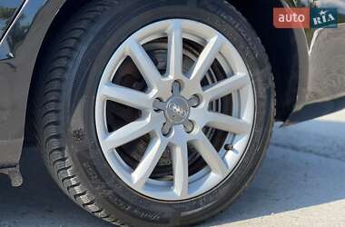 Седан Audi A4 2012 в 