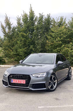 Седан Audi A4 2017 в Житомирі