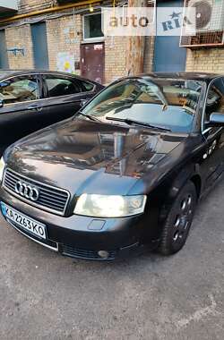 Седан Audi A4 2004 в Киеве