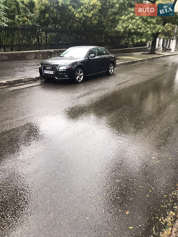 Седан Audi A4 2011 в Одессе