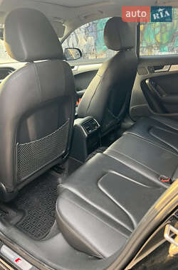 Седан Audi A4 2014 в 