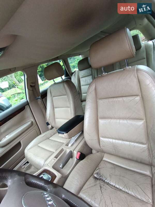 Универсал Audi A4 2002 в Любомле