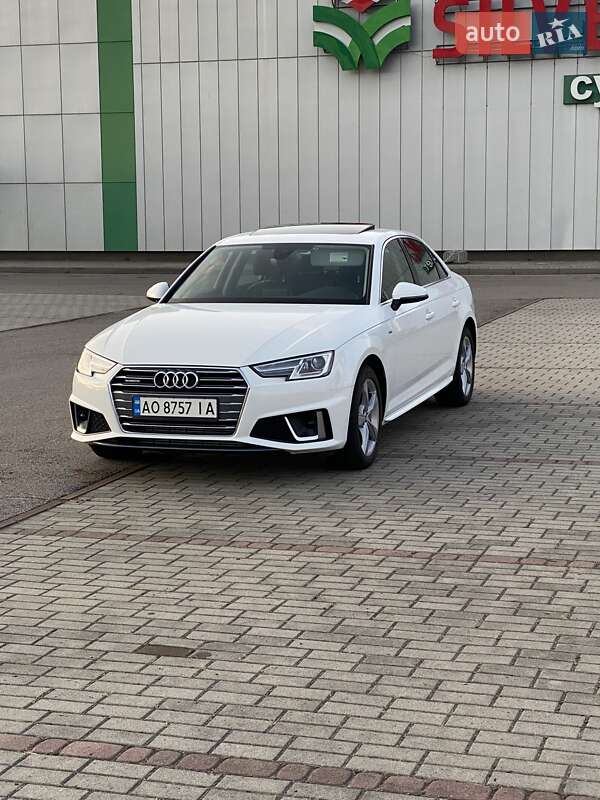 Audi A4 2019
