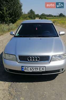 Седан Audi A4 1999 в Торчині