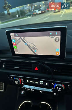 Седан Audi A4 2016 в 