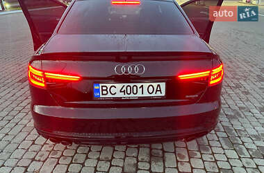Седан Audi A4 2016 в 