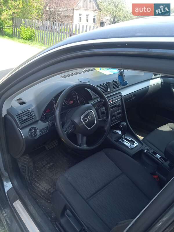 Седан Audi A4 2005 в Киеве