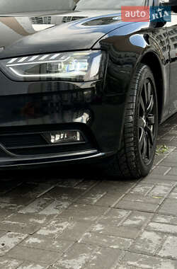Седан Audi A4 2014 в Днепре