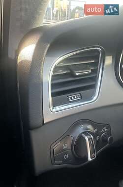 Седан Audi A4 2013 в Луцьку