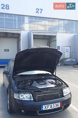 Седан Audi A4 2002 в 