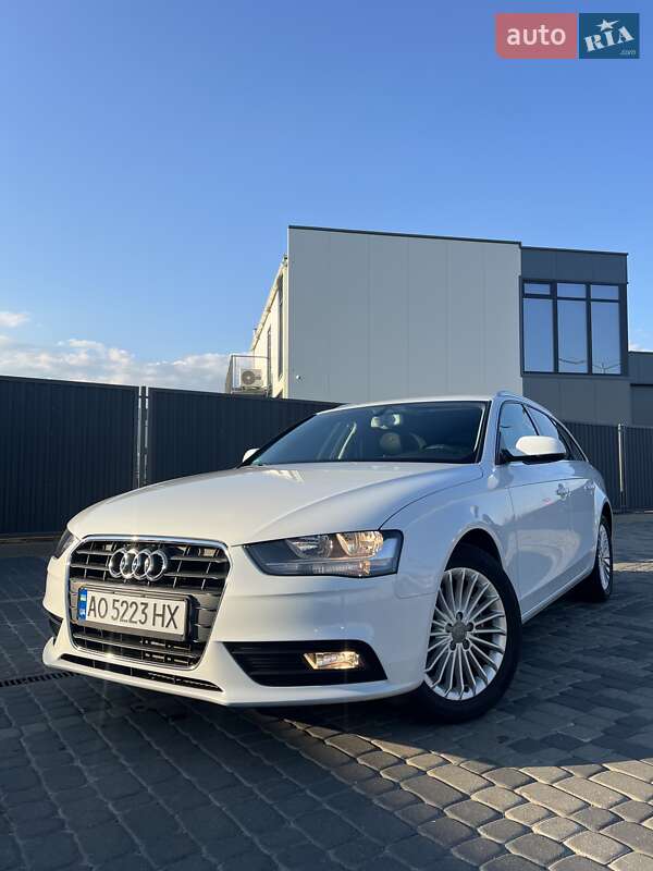 Универсал Audi A4 2012 в Мукачево