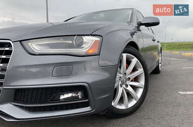 Седан Audi A4 2012 в 
