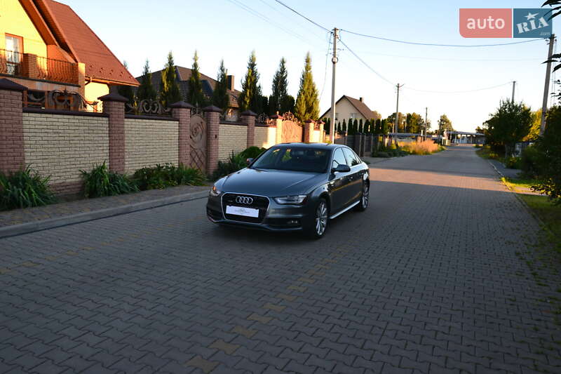 Седан Audi A4 2014 в Луцке