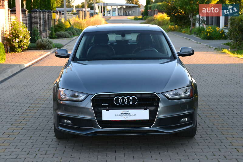Седан Audi A4 2014 в Луцке