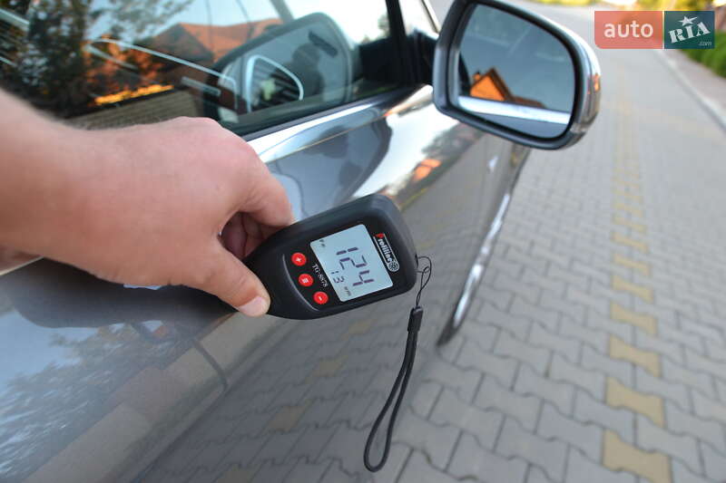 Седан Audi A4 2014 в Луцке