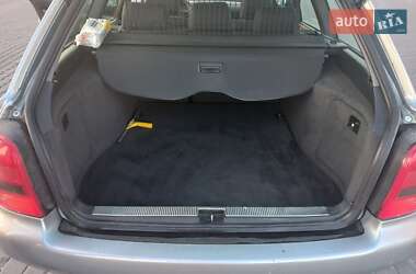 Универсал Audi A4 2000 в 
