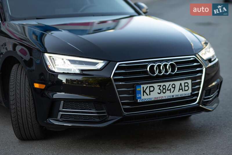 Седан Audi A4 2017 в Запорожье