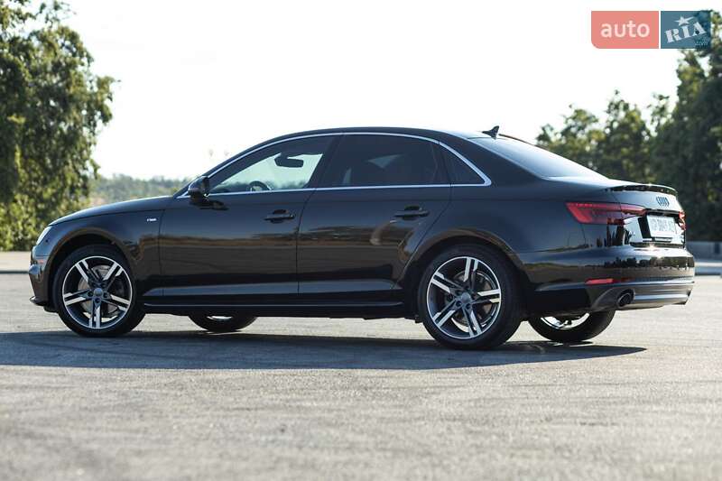 Седан Audi A4 2017 в Запорожье