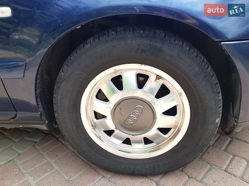 Универсал Audi A4 1999 в Львове