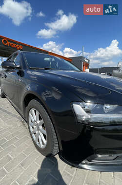 Универсал Audi A4 2012 в 