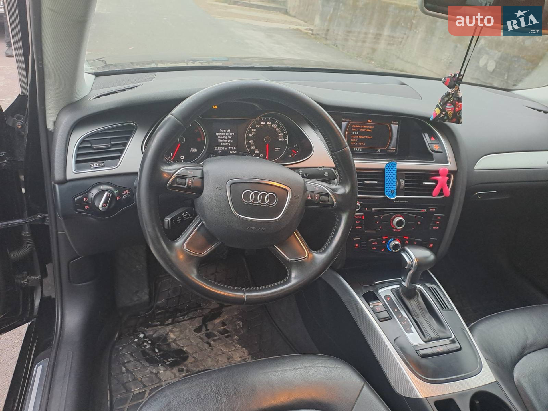 2012 Audi A4 - мініатюра 10