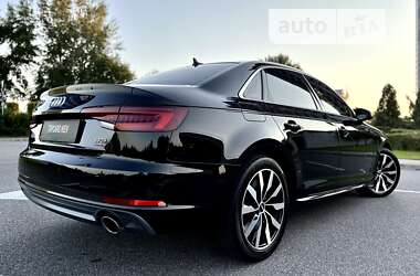 Седан Audi A4 2018 в 