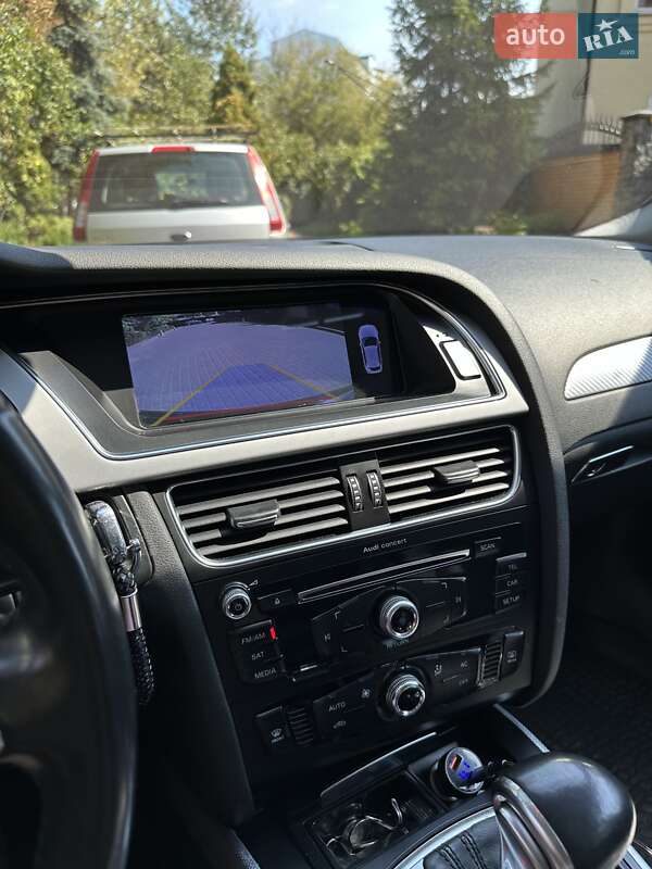 Седан Audi A4 2012 в Киеве