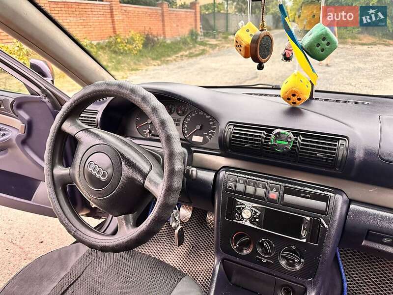 Универсал Audi A4 1998 в Луцке