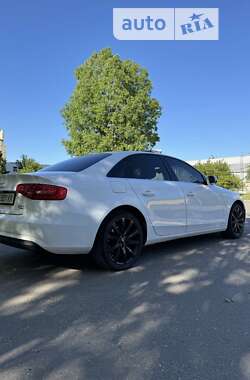 Седан Audi A4 2012 в Харкові