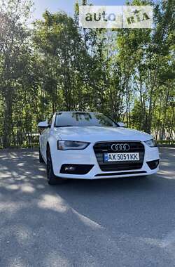 Седан Audi A4 2012 в Харькове