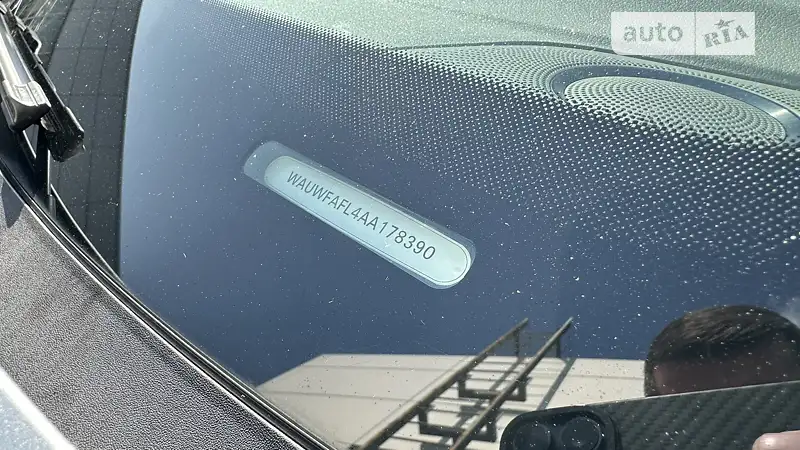 Универсал Audi A4 2010 в 