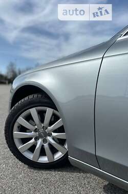 Седан Audi A4 2009 в 