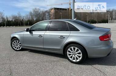 Седан Audi A4 2009 в 
