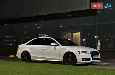 Седан Audi A4 2014 в 