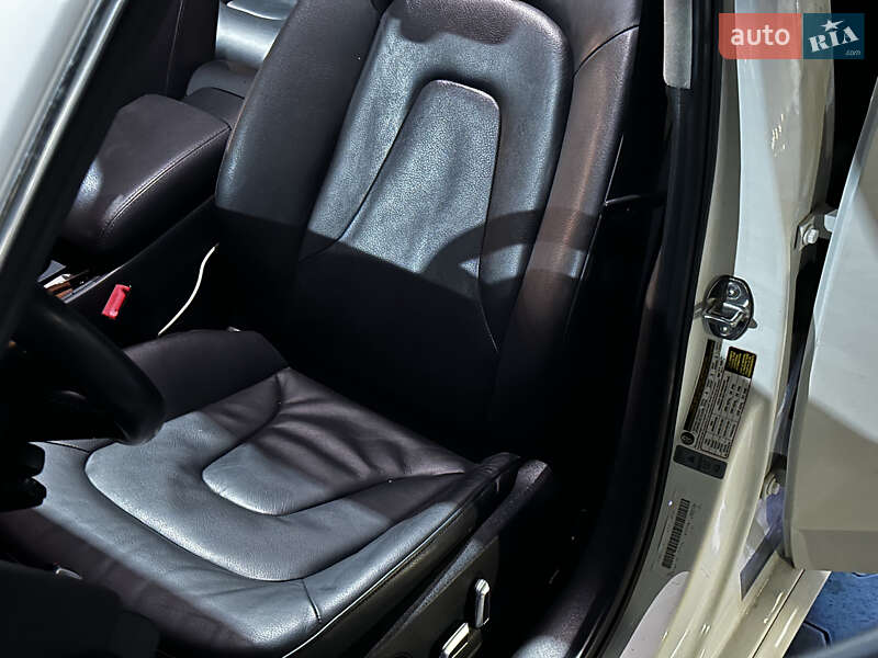 Седан Audi A4 2014 в Вінниці