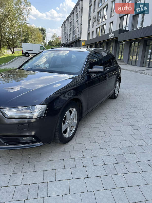 Універсал Audi A4 2015 в Львові