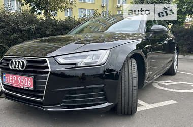 Универсал Audi A4 2019 в Киеве