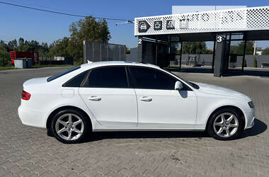 Седан Audi A4 2008 в Червонограде