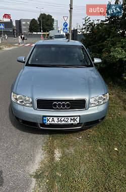 Седан Audi A4 2001 в 