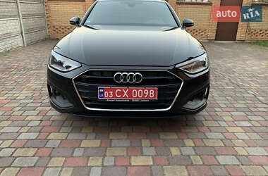 Универсал Audi A4 2019 в 