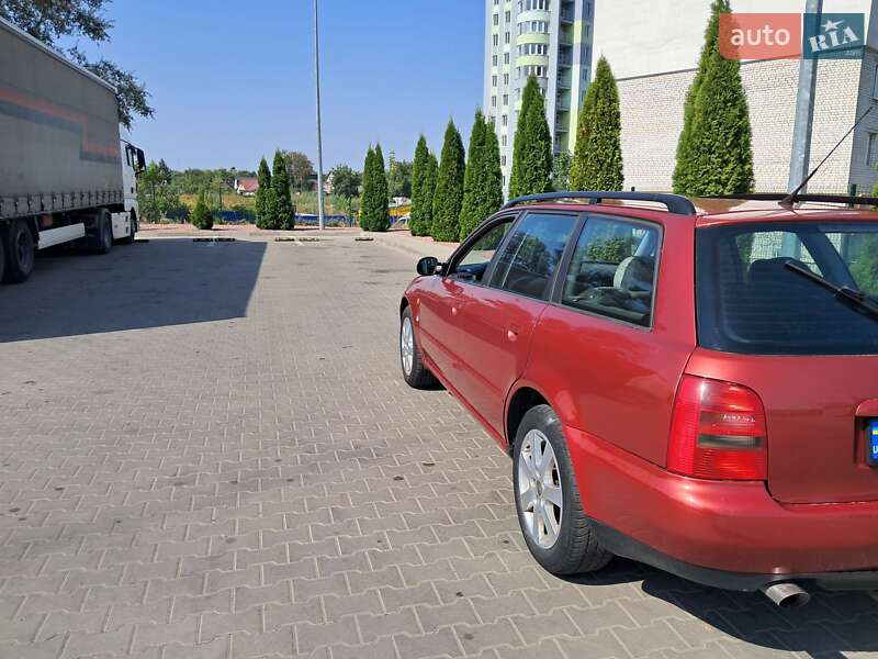 Универсал Audi A4 1996 в Житомире