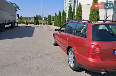 Универсал Audi A4 1996 в 