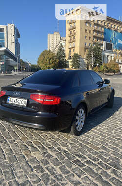 Седан Audi A4 2012 в Харькове