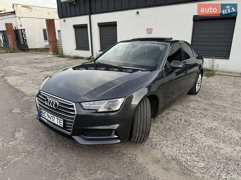 Седан Audi A4 2018 в Львове