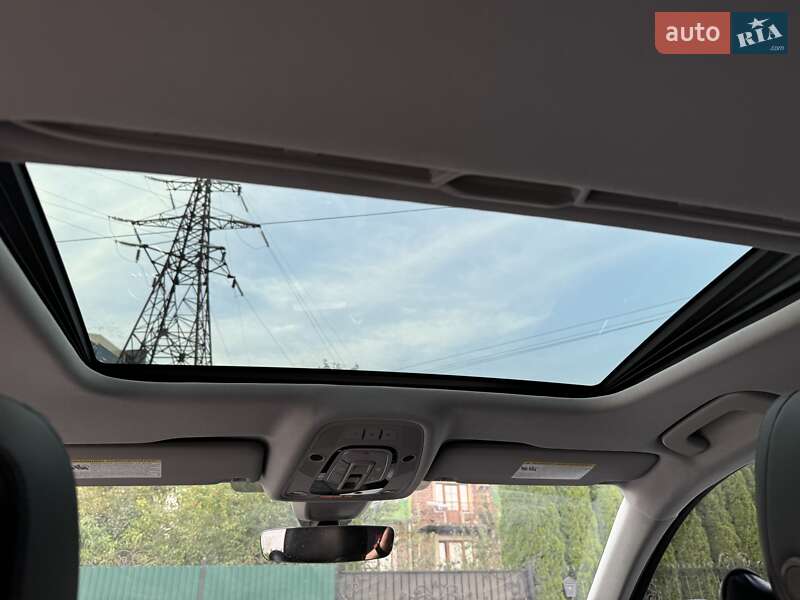 Седан Audi A4 2018 в Львове