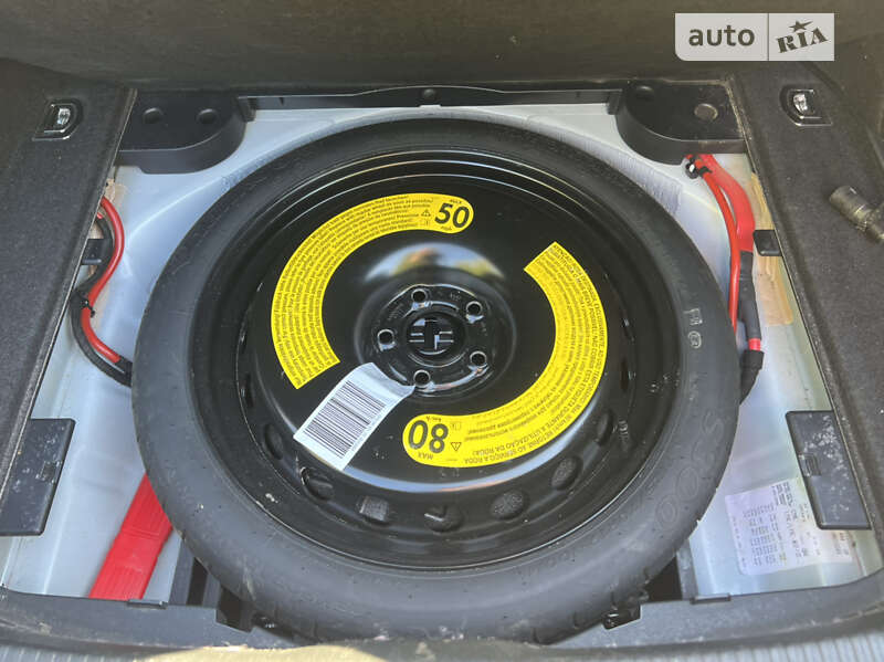 Седан Audi A4 2016 в Ровно