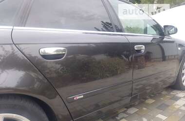 Седан Audi A4 2007 в Ромнах